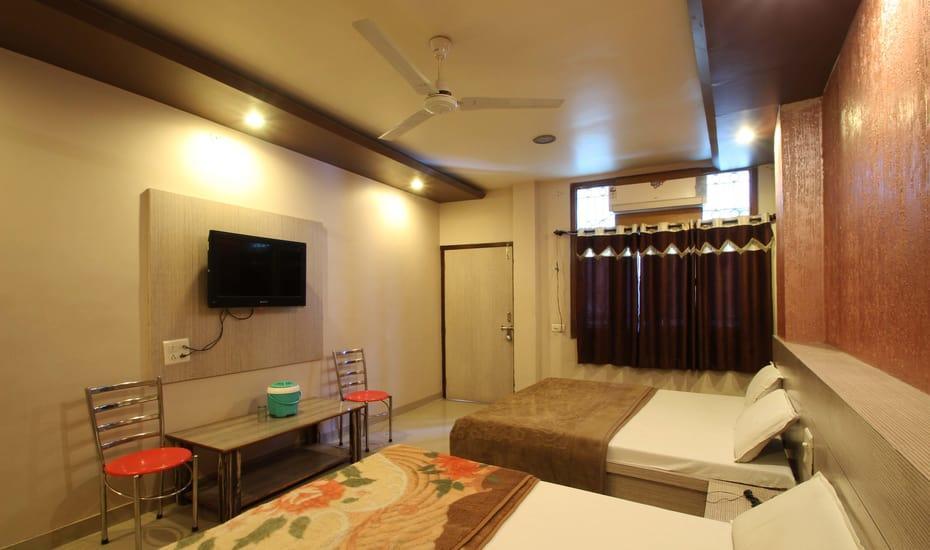 Hotel Pakeeza Ajmer Dış mekan fotoğraf